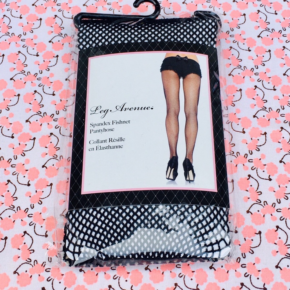 Leg Avenue Black Spandex Fishnet Pantyhose